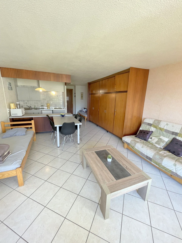 _lv_images__lot_0000440025_02_3148684 _lv_images__lot_0000440025_02_3148684