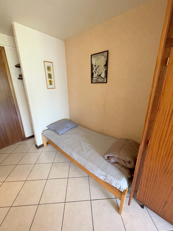 _lv_images__lot_0000440025_05_3194564