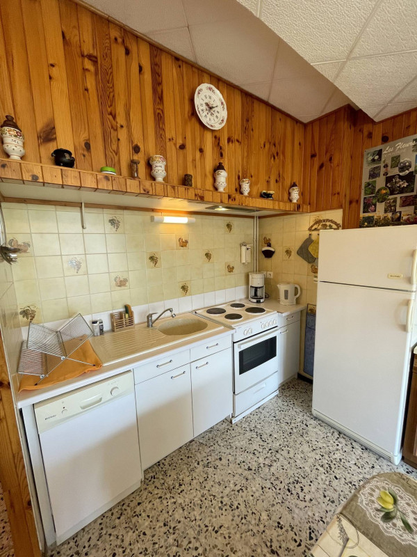 _lv_images__lot_0000450302_04_3454378