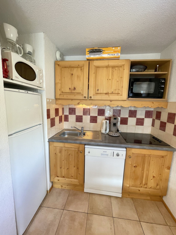 _lv_images__lot_0000450312_05_3191329