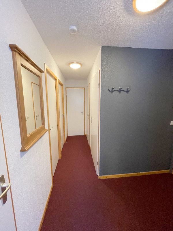 _lv_images__lot_0000450312_06_3168132