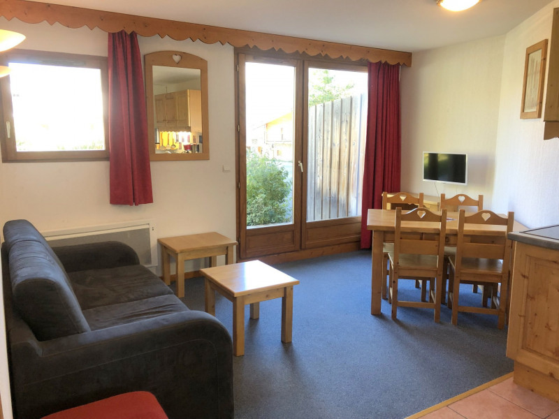 _lv_images__lot_0000450317_01_3186261