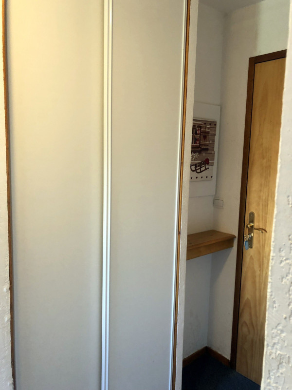 _lv_images__lot_0000450317_05_3358537 _lv_images__lot_0000450317_05_3358537