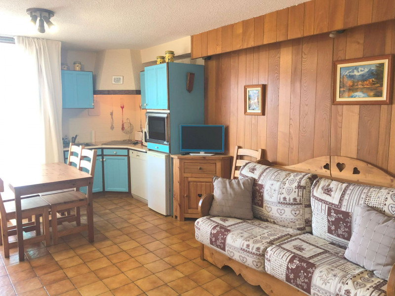 _lv_images__lot_0000450323_02_3183365