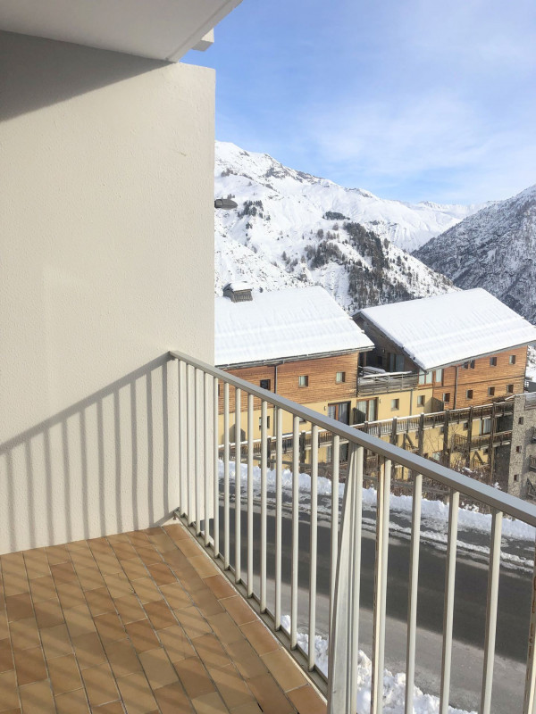 _lv_images__lot_0000450326_10_3194409