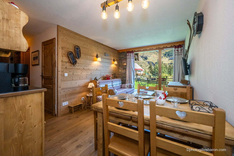 _lv_images__lot_0000450336_02_3197430