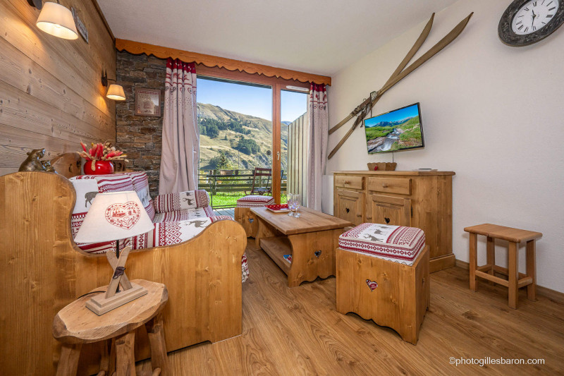 _lv_images__lot_0000450336_04_3145265 _lv_images__lot_0000450336_04_3145265