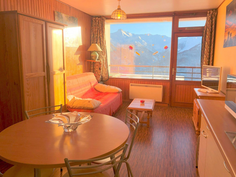 _lv_images__lot_0000450348_01_3151858