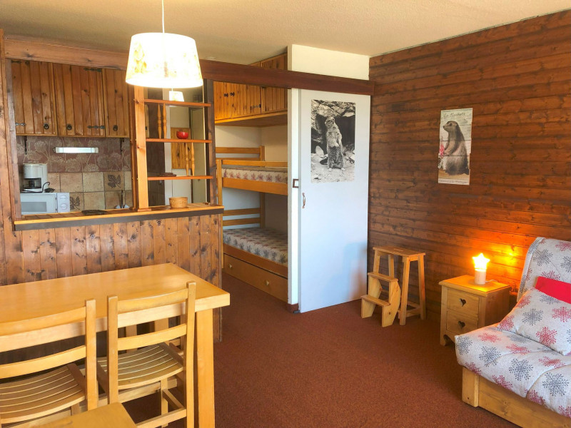 _lv_images__lot_0000450351_03_3302285