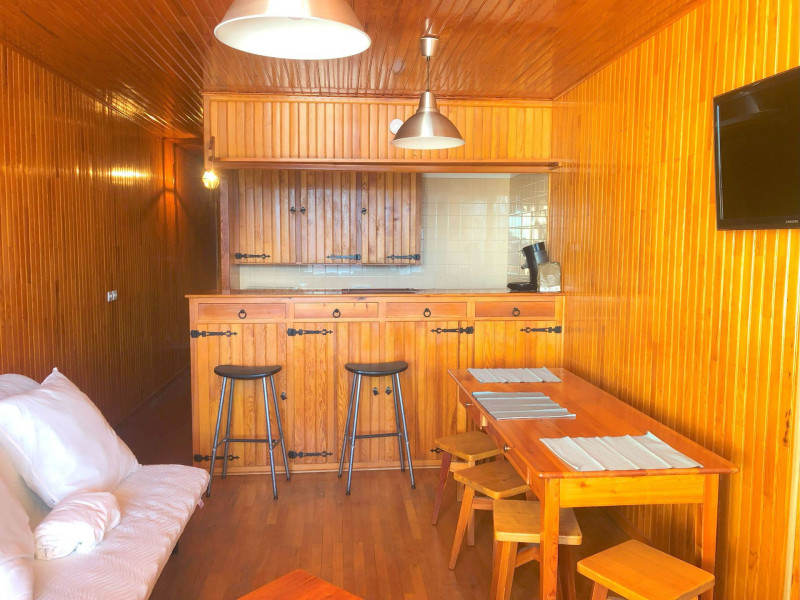 _lv_images__lot_0000450355_04_3177300