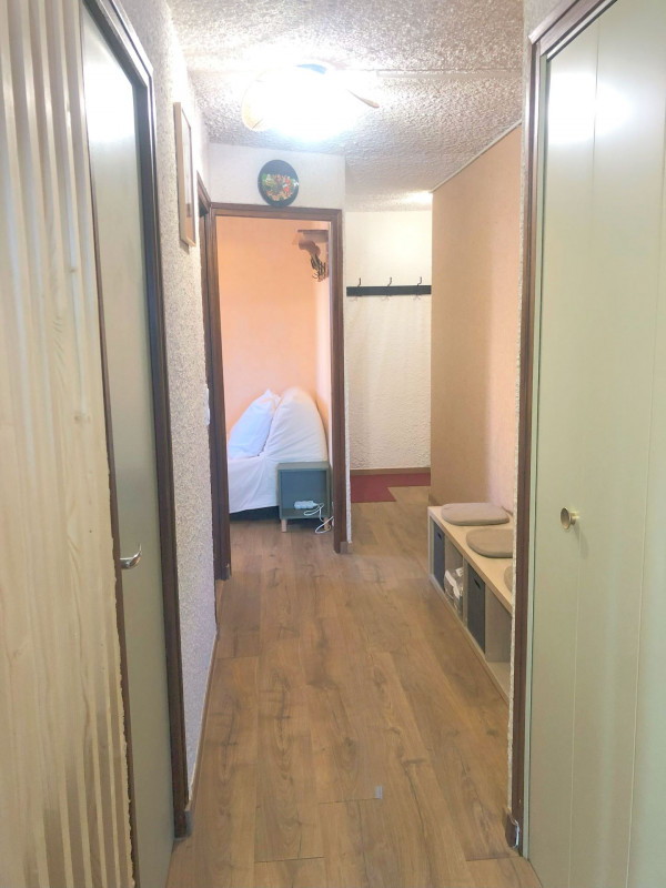 _lv_images__lot_0000450358_06_3183249 _lv_images__lot_0000450358_06_3183249