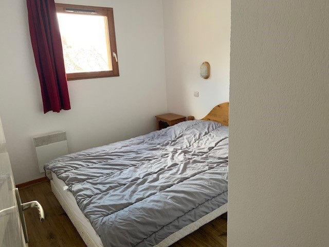 _lv_images__lot_0010150406_04_3314282