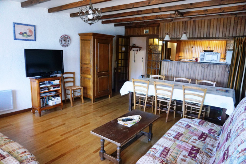 _lv_images__lot_0010800027_01_3185964