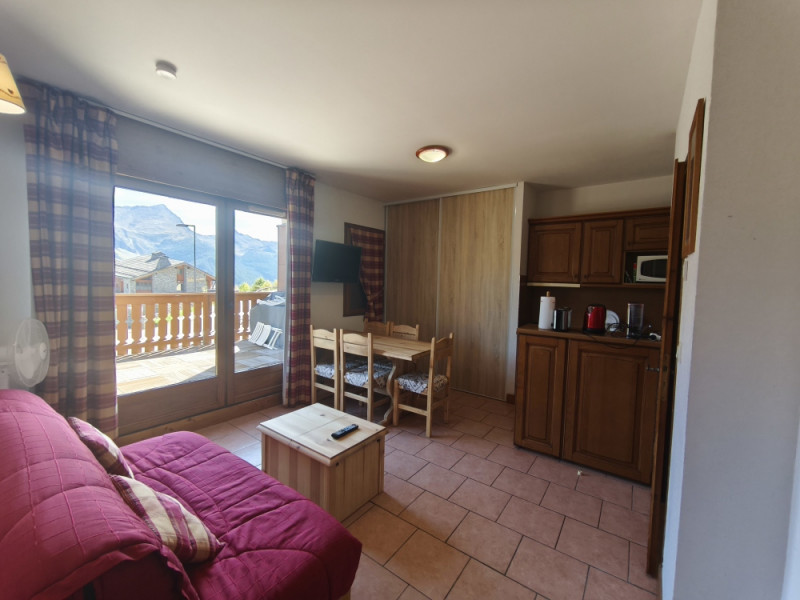 _lv_images__lot_0010950107_02_3292236