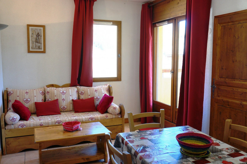 _lv_images__lot_0010950116_01_3473421