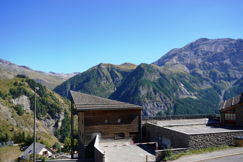 _lv_images__lot_0010950214_09_3378151 _lv_images__lot_0010950214_09_3378151