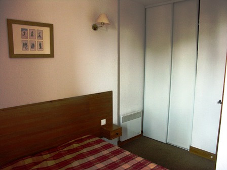 _lv_images__lot_0010950309_03_3317081