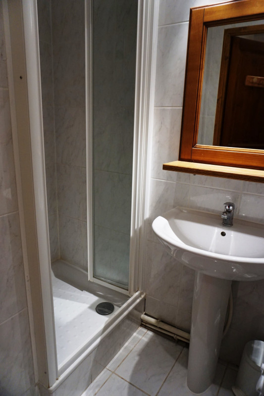 _lv_images__lot_0010950403_10_3369573