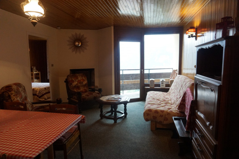 _lv_images__lot_0011900066_01_3305754