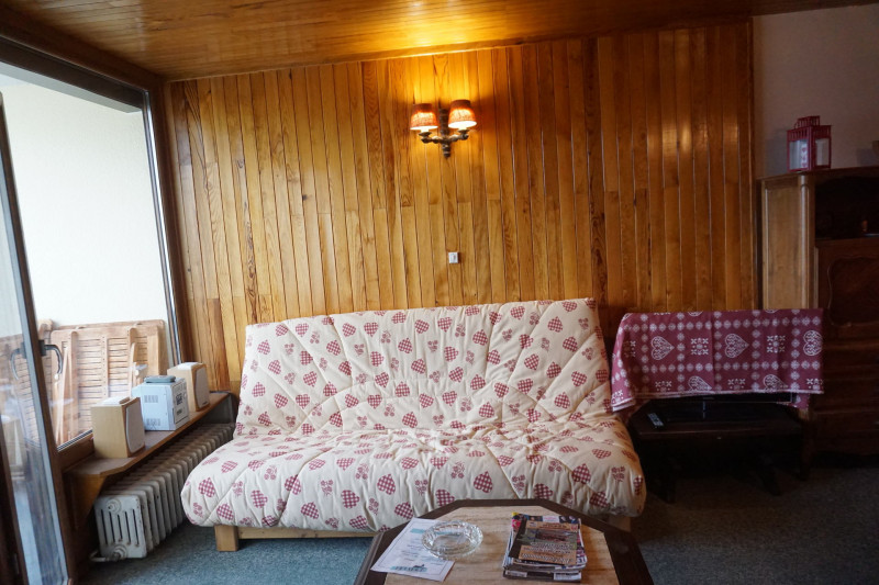 _lv_images__lot_0011900066_02_3348965