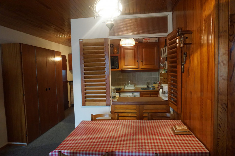 _lv_images__lot_0011900066_03_3399397