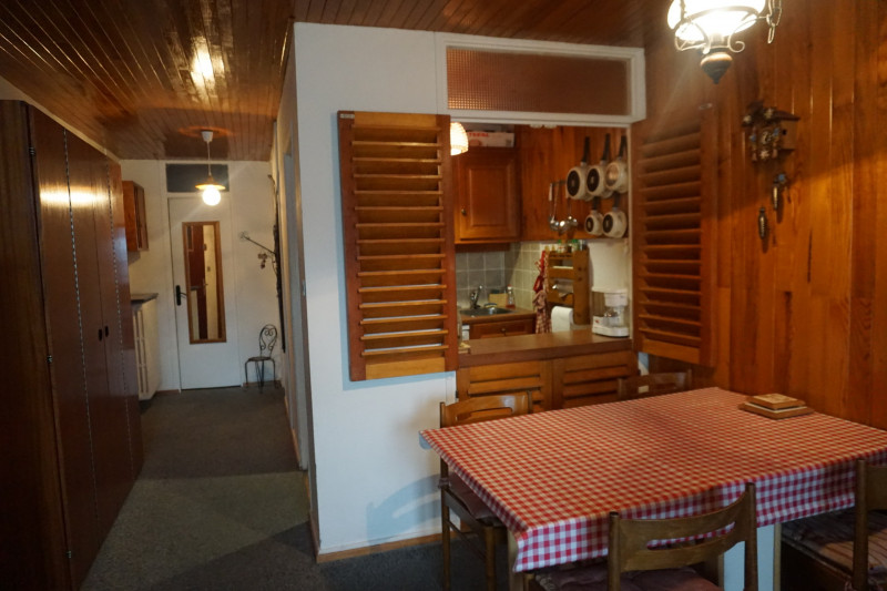 _lv_images__lot_0011900066_04_3313298