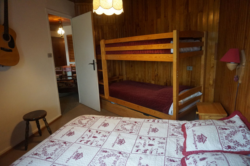 _lv_images__lot_0011900066_06_3274733