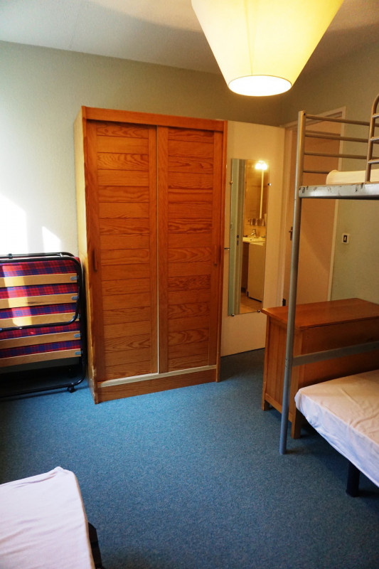 _lv_images__lot_0012000072_07_3210966