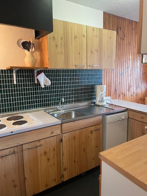 _lv_images__lot_0014200020_06_3348689