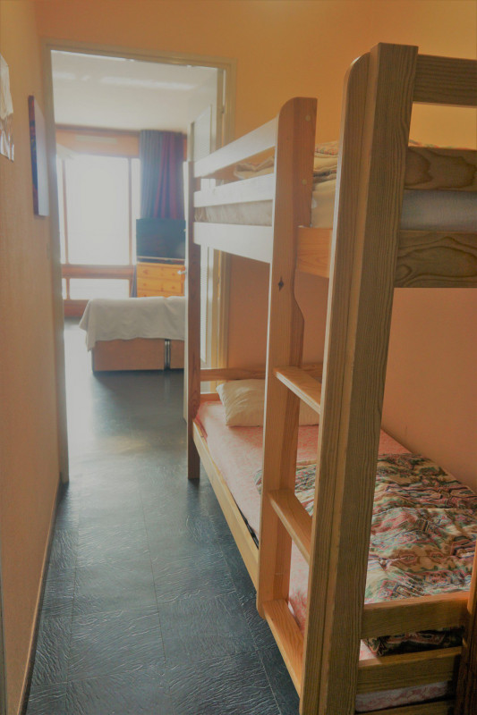 _lv_images__lot_0014300042_04_3178376 _lv_images__lot_0014300042_04_3178376