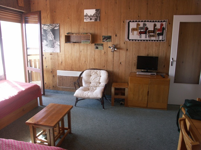 _lv_images__lot_0014400005_02_3339350