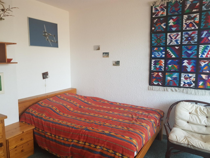 _lv_images__lot_0014400005_04_3246598