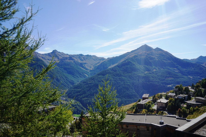 _lv_images__lot_0014500128_12_3591940 _lv_images__lot_0014500128_12_3591940