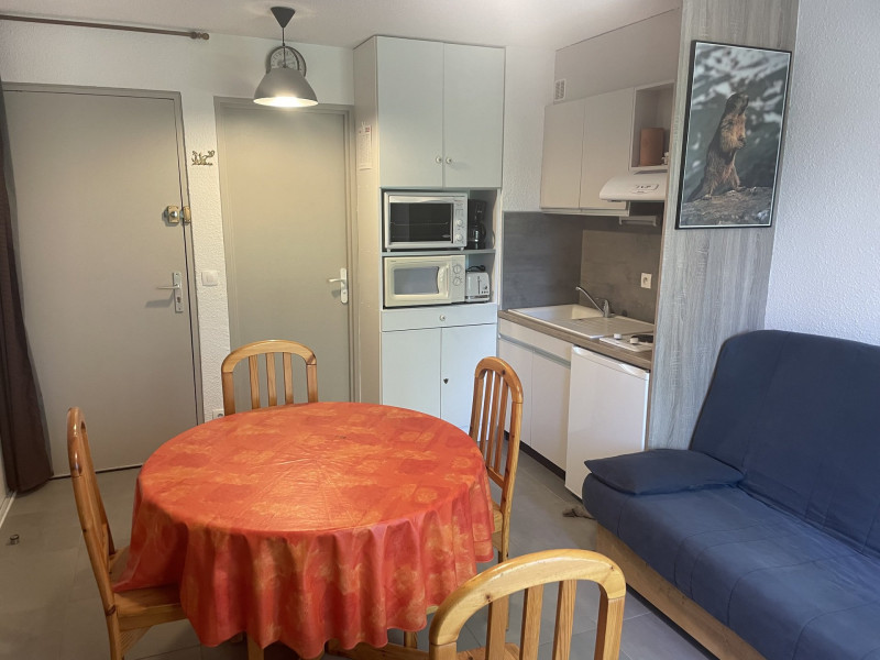 _lv_images__lot_0014500129_03_3388256 _lv_images__lot_0014500129_03_3388256