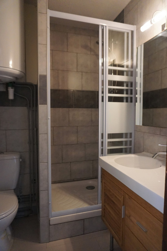 _lv_images__lot_0014800037_06_3453357