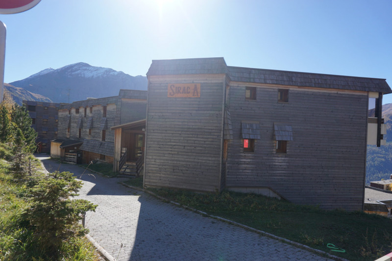 _lv_images__lot_0014800037_08_3421560