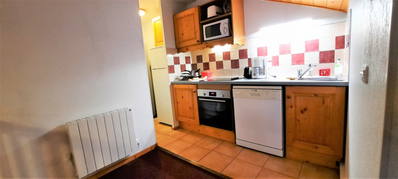 _lv_images__lot_0015200056_04_3487846