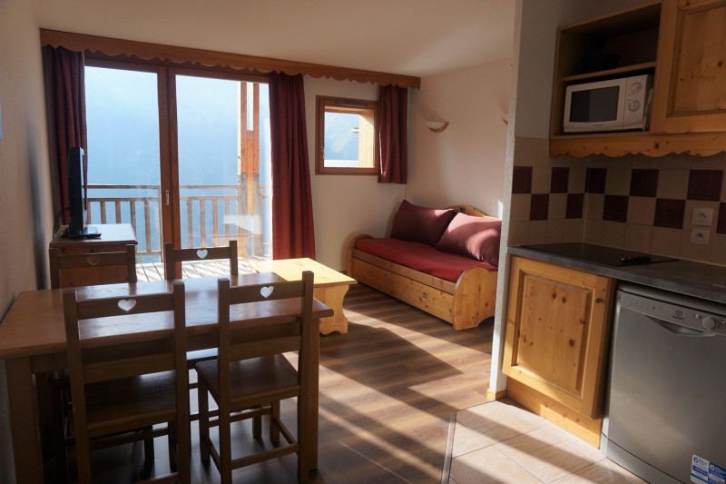 _lv_images__lot_0015200069_01_3455104