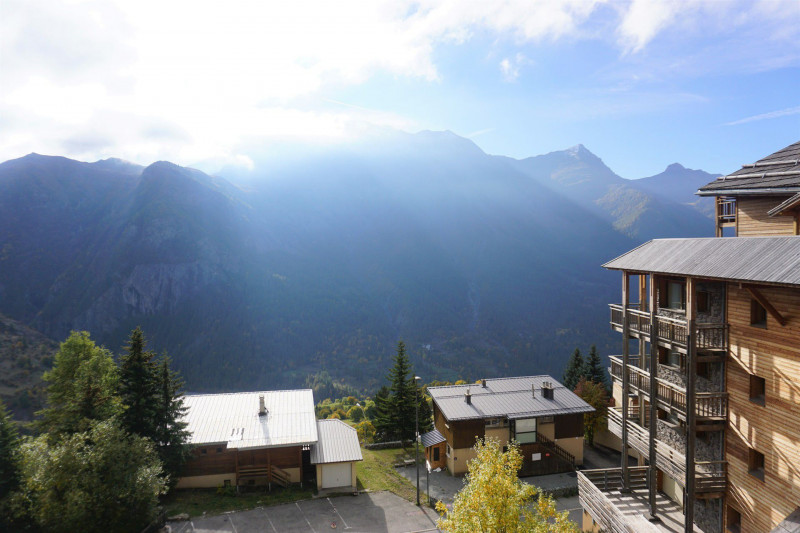 _lv_images__lot_0015200069_12_3197035