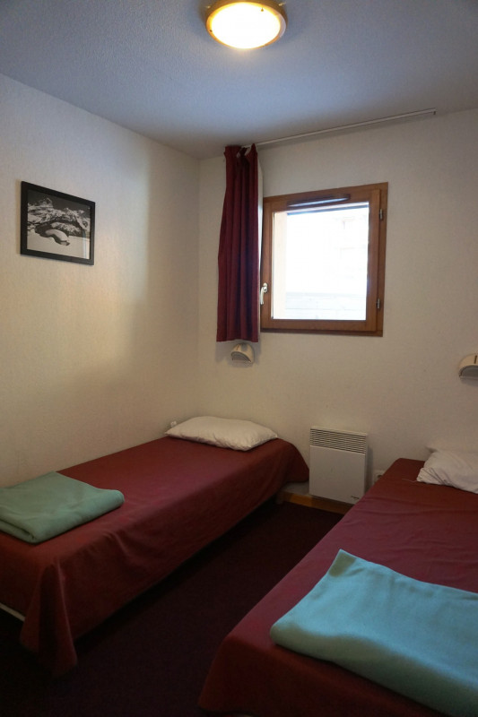 _lv_images__lot_0015200090_05_3419028