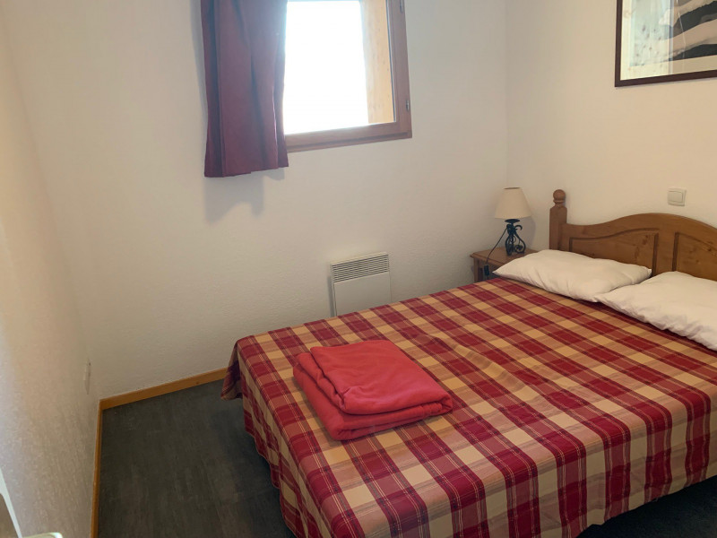 _lv_images__lot_0015200094_03_3359724 _lv_images__lot_0015200094_03_3359724