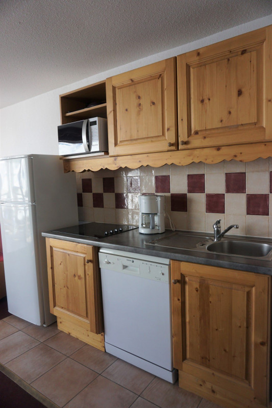 _lv_images__lot_0015200101_03_3333993