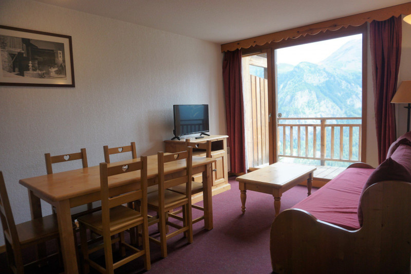 _lv_images__lot_0015200114_01_3354799