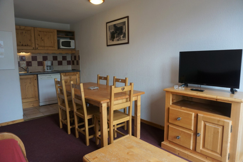 _lv_images__lot_0015200114_03_3486629