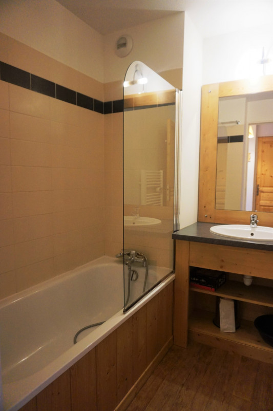 _lv_images__lot_0015200123_06_3340562