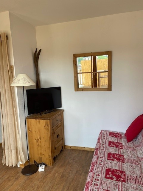 _lv_images__lot_0015200134_04_3171999