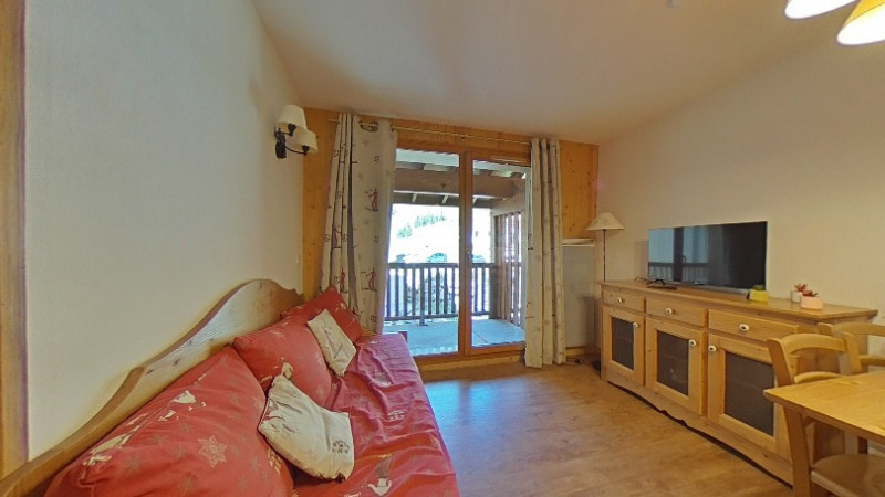 _lv_images__lot_0015200143_03_3217788 _lv_images__lot_0015200143_03_3217788