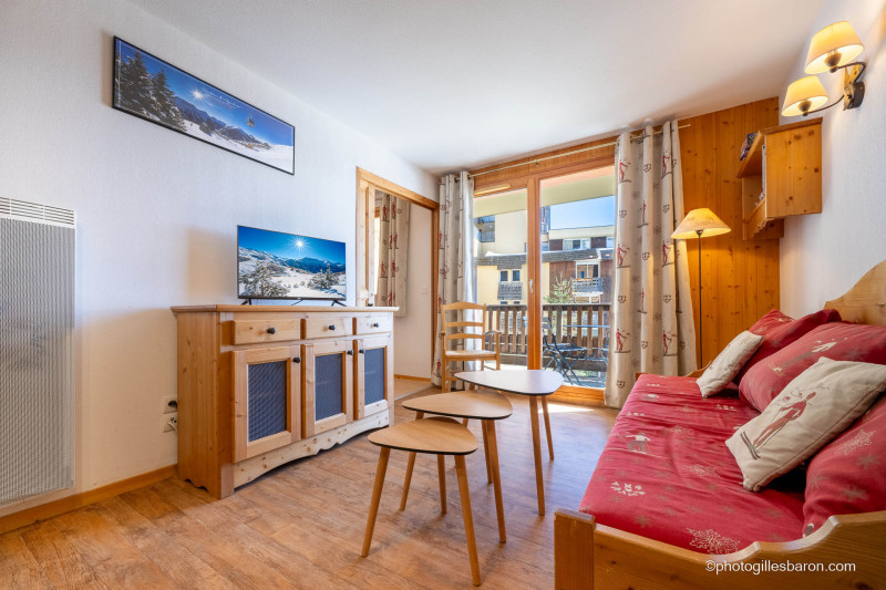 _lv_images__lot_0015200159_04_3287355