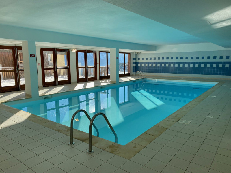 _lv_images__lot_0015200169_09_3406838