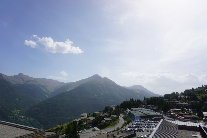 _lv_images__lot_0015200169_12_3453200 _lv_images__lot_0015200169_12_3453200